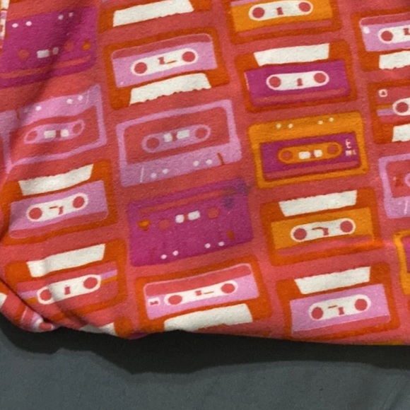 Lularoe TC Tall & Curvy Leggings Unicorn New Pink Orange White Cassette Tapes - Picture 4 of 4